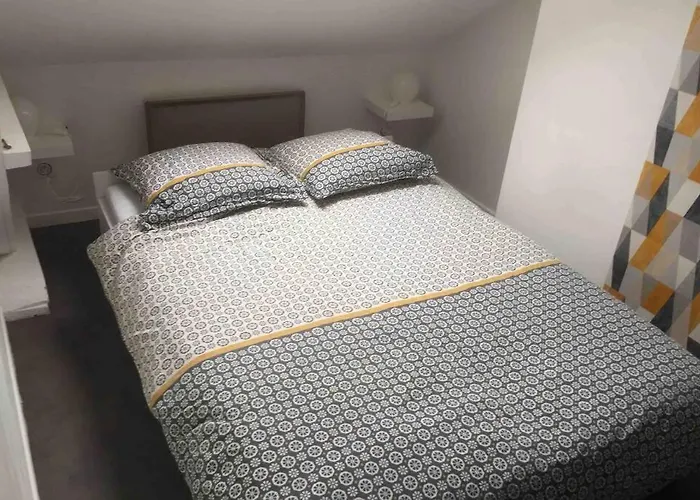 Cosy Annœullin - Proche Toutes Commodités * Annoeullin